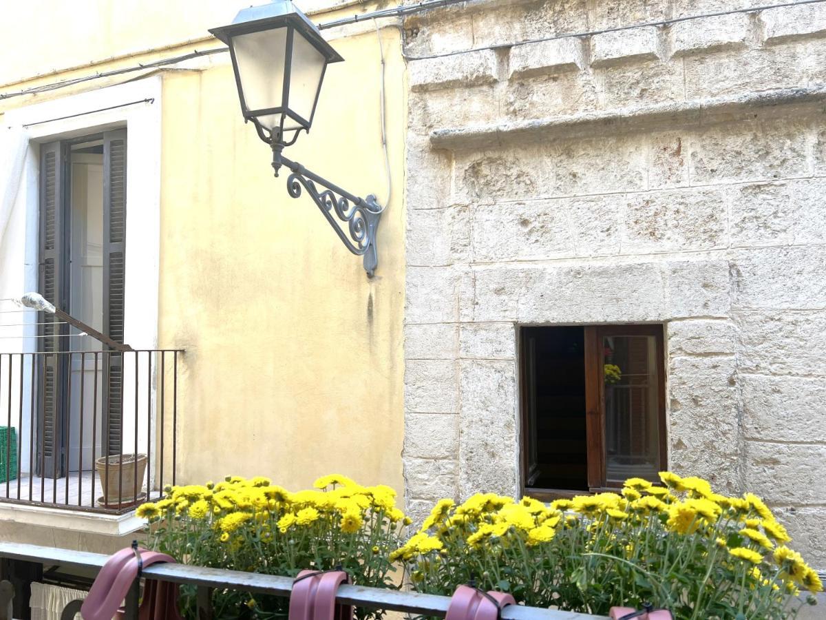 Palazzo Barone,Nel Cuore Del Borgo Antico. Daire Bari Dış mekan fotoğraf