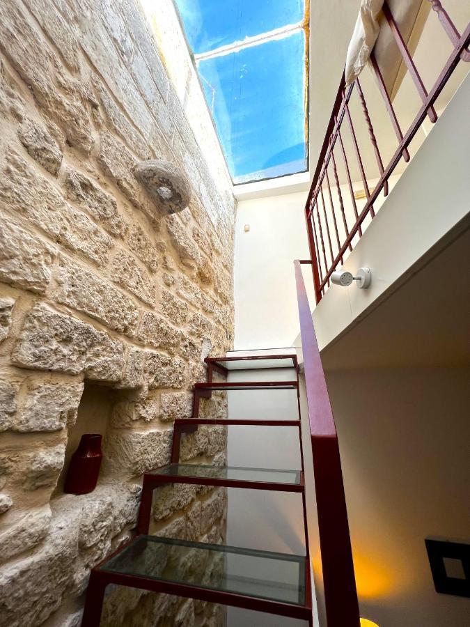 Palazzo Barone,Nel Cuore Del Borgo Antico. Daire Bari Dış mekan fotoğraf