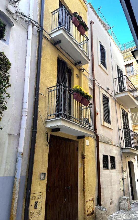 Palazzo Barone,Nel Cuore Del Borgo Antico. Daire Bari Dış mekan fotoğraf
